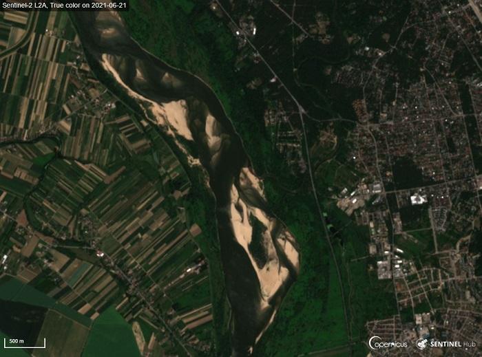 stan Wisły pod Warszawą 2021-06-21, zdjęcie: satelita Sentinel-2. źródło: CREODIAS.eu