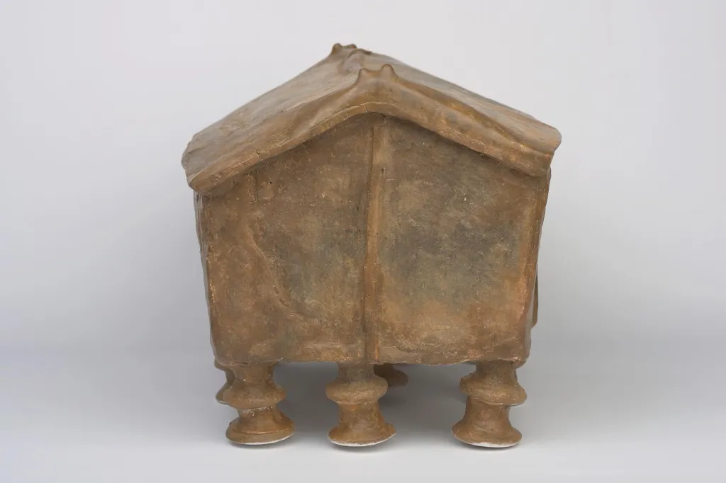 Urna domkowa z Bożepola Wielkiego po konserwacji w Muzeum Archeologicznym w Gdańsku (fot. Zofia Grunt) 
