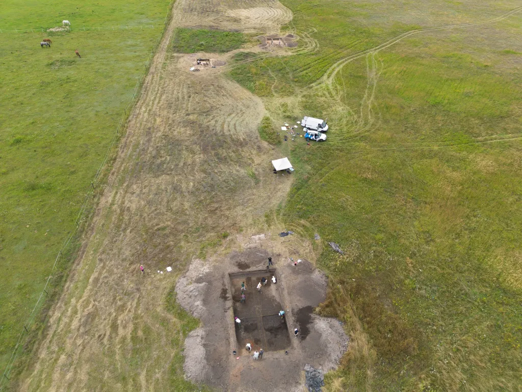 Wykopaliska w Zaborowie z lotu ptaka. Fot. Marcin Woźniak