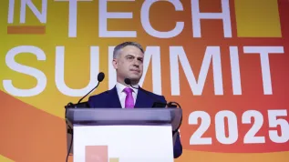 04.06.2025. Wicepremier, minister cyfryzacji Krzysztof Gawkowski podczas otwarcia konferencji "Perspektywy Women in Tech Summit 2025", 4 bm. w Centrum EXPO XXI w Warszawie. (mr) PAP/Tomasz Gzell