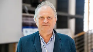 Prof. Michał Tomczak, prezes Polskiego Towarzystwa Astronomicznego na kadencję 2025-2029. Fot. PTA.