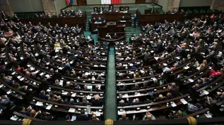 Posłowie na sali plenarnej Sejmu (rp/mgut) PAP/Radek Pietruszka