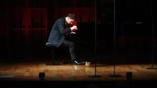 Białoruski pianista Kirył Keduk na koncercie Laureatów III Międzynarodowego Konkursu Muzyki Polskiej w Filharmonii Narodowej w Warszawie, 2023, (ad) PAP/Andrzej Lange