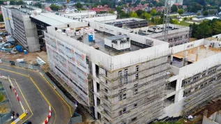 Nowy budynek Kliniczno-Dydaktyczno-Badawczy PUM w Szczecinie (aldg) PAP/Marcin Bielecki