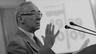 06.06..2009 Na zdjęciu historyk Andrzej Paczkowski. PAP/Bartłomiej Zborowski