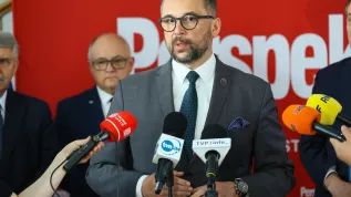 23.06.2026. Minister nauki i szkolnictwa wyższego Marcin Kulasek podczas konferencji prasowej i ogłoszenia wyników XXVII Rankingu Szkół Wyższych Perspektywy 2026, 23 bm. w Warszawie. (mr) PAP/Szymon Pulcyn