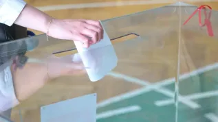 Kraków, 01.06.2025, wybory prezydenta RP - II tura (mr) PAP/Łukasz Gągulski