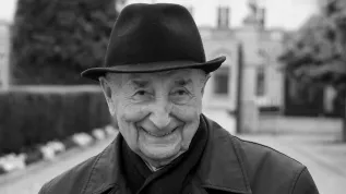 03.05.2020. Na zdjęciu prof. Andrzej Kułakowski. PAP/Radek Pietruszka