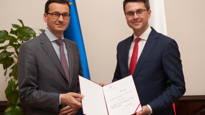 Premier Mateusz Morawiecki i nowo mianowany wiceminister nauki i szkolnictwa wyższego Piotr Müller. Foto: MNiSW