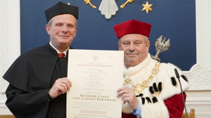 Profesorul Claus von Carnap-Bornheim a primit un doctorat onorific de la Universitatea din Varșovia
