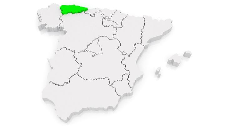 España / Los collares encontrados tras un desprendimiento de tierras en Asturias tienen al menos 2.500 años