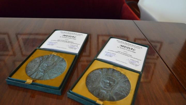 Científicos japoneses recibieron la medalla Michal Oksabowski 2023