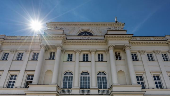 Dyrektorzy instytutów PAN: z samej subwencji budżet się nie spina; ratują nas granty