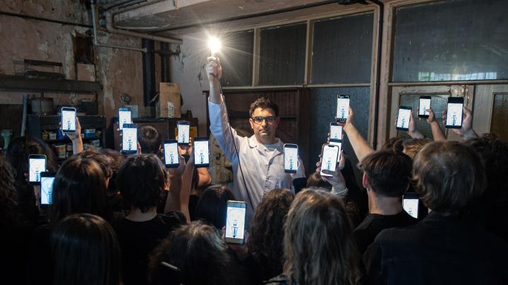 Polscy badacze opracowali nową klasę wydajnych materiałów emitujących światło