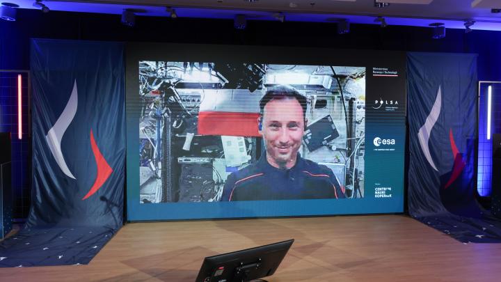 Gratulacja dla polskiego astronauty od ministrów nauki i rozwoju