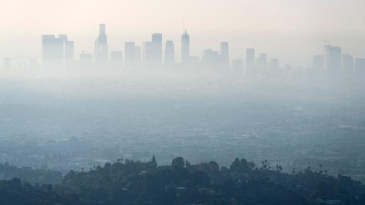 Raport: choćby krótkotrwała ekspozycja na smog może uszkadzać serce i naczynia krwionośne