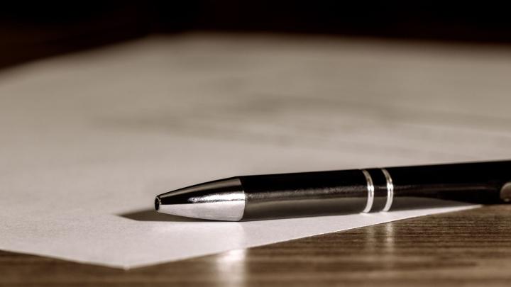 Przedstawiciele nauki, biznesu i radni sejmiku za lokalizacją Centrum Kosmiczno-Obronnościowego ESA w Łodzi