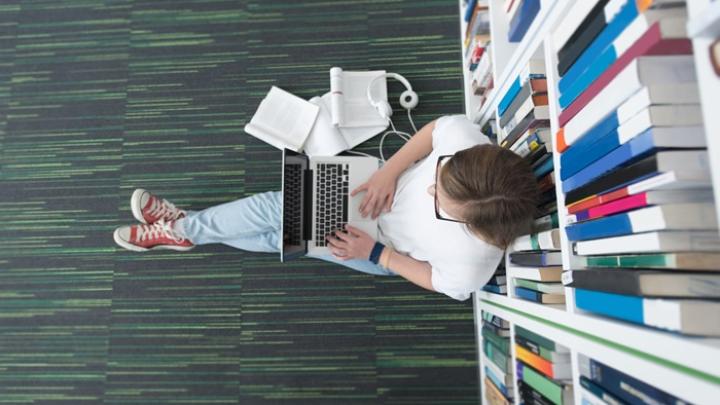 Rok w polskim internecie upłynął pod znakiem polityki, konklawe i „Heweliusza”