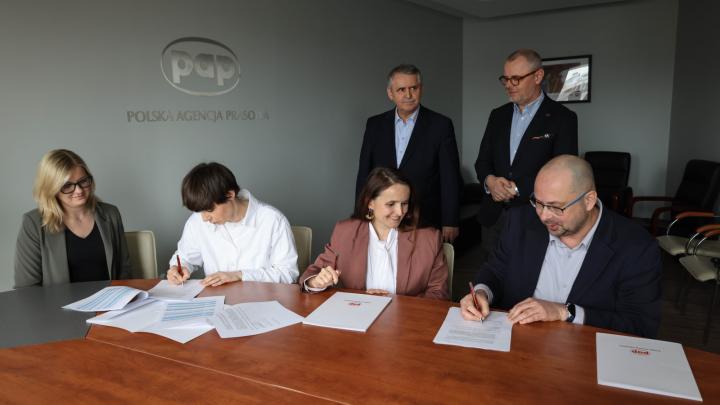 Fundacja Edukacyjna Perspektywy, PAP i Fundacja PAP podpisały porozumienie o współpracy
