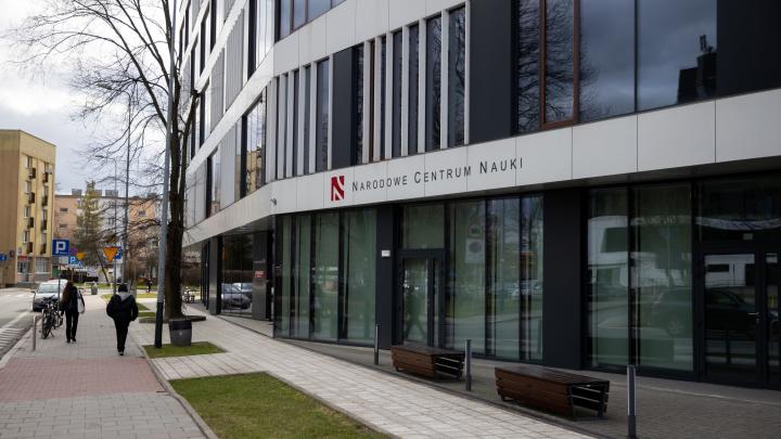 NCN: Rekordowa liczba wniosków w konkursach OPUS 30+LAP/Weave i SONATA 21