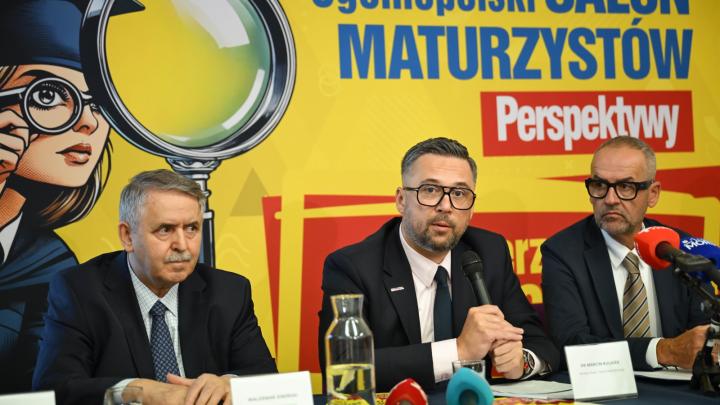 Gdańsk/ MNiSW i OPI zainaugurowały ogólnopolską kampanię „Zanim wybierzesz studia, zapytaj ELĘ”