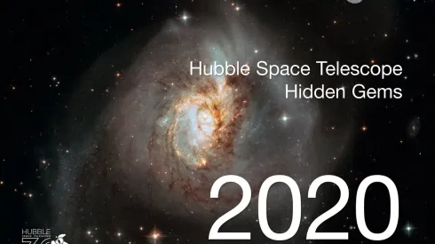 Okładka kalendarza na rok 2020 pt. „Ukryte skarby Kosmicznego Teleskopu Hubble’a” wydanego przez Europejską Agencję Kosmiczną (ESA) z okazji 30. rocznicy Kosmicznego Teleskopu Hubble’a.