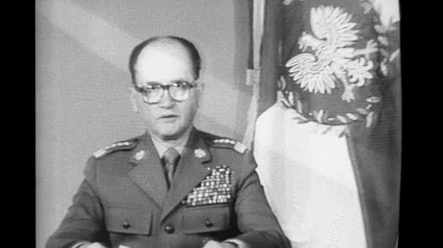 Warszawa 13.12.1981. Transmisja telewizja o godz. 6 rano przemówienia I sekretarza KC PZPR, generała Wojciecha Jaruzelskiego, w którym ogłosił wprowadzenie stanu wojennego na terenie całej PRL. Gr PAP/Leszek Jerzy Pękalski