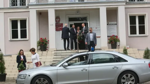 Kalisz, 12.09.2022. Ministrowie - rodziny i polityki społecznej oraz edukacji i nauki w siedzibie Wydziału Nauk o Zdrowiu Akademii Kaliskiej w Kaliszu. PAP/Tomasz Wojtasik