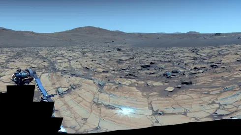 Źródło: NASA/JPL-Caltech/ASU/MSSS, całość zdjęcia - w tekście