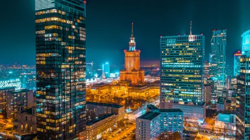Warszawa nocą. Źródło: Adobe Stock