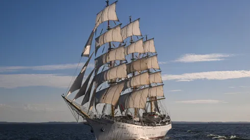 05.08.2024. Żaglowiec Dar Młodzieży. PAP/Marcin Bielecki