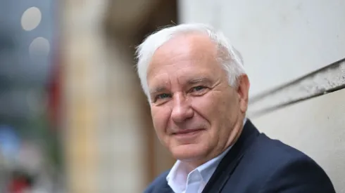 Warszawa, 11.06.2026. Na zdjęciu z 10 bm. prezes Polskiej Akademii Nauk prof. dr hab. Marek Konarzewski przed siedzibą Polskiej Agencji Prasowej w Warszawie, 10 bm. Marek Konarzewski był gościem Studia PAP. PAP/Marcin Obara