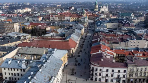 Lublin, 23.02.2025. Stare Miasto ul. Krakowskie Przedmieście. PAP/Wojtek Jargiło