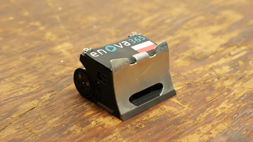 Robot Enova 365. Źródło: www.enova.pl