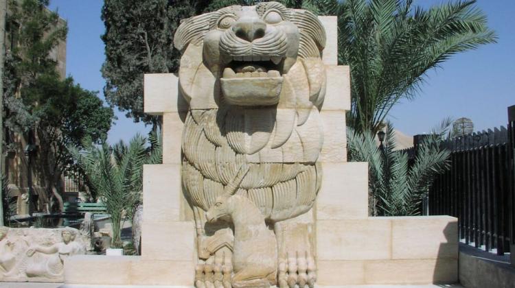 Rzezba lwa strażnika ze świątyni Allat w Palmyrze - oryginał został poważnie uszkodzony przez fanatyków, ale jego kopię będzie można obejrzeć na wystawie w Warszawie. Fot. W.Jerke
