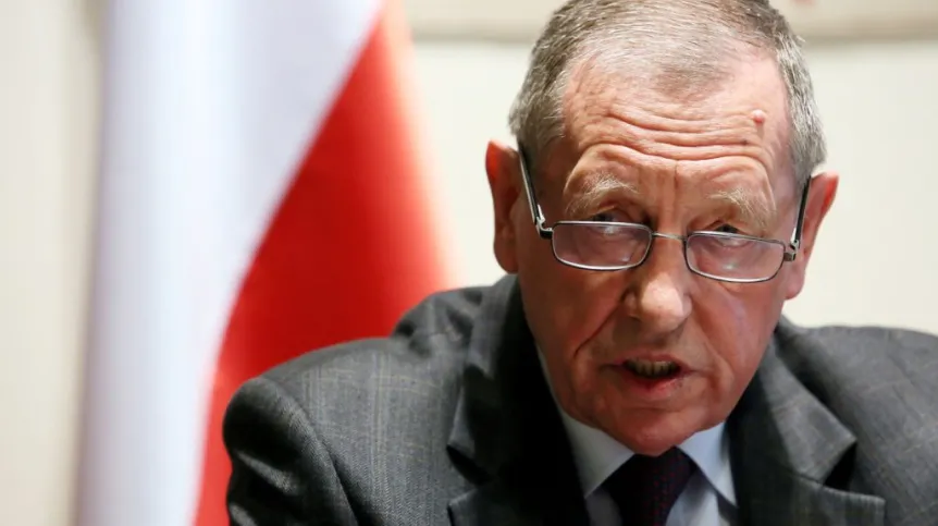 Minister środowiska Jan Szyszko. Fot. PAP/Tomasz Gzell 16.05.2016