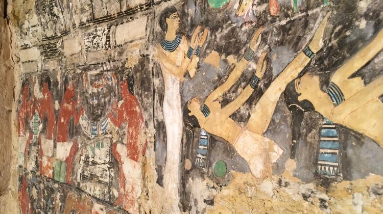Pełne życia i barw sceny ze ściany południowej kaplicy grobowca wezyra Merefnebefa, fot. A. Kowalska