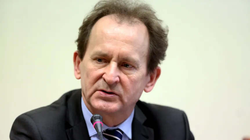 Na zdjęciu prof. Włodzimierz Bernacki. Fot. PAP/Leszek Szymański 27.01.2016