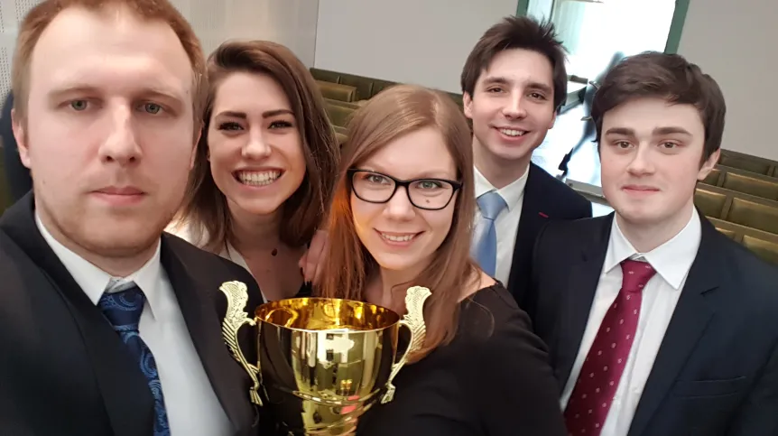 Finaliści The Philip C. Jessup International Law Moot Court Competition. Źródło: UŁ