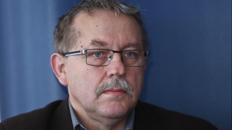 PAP/Rafał Guz; 25.11.2013; na zdjęciu: prof. Krzysztof Diks