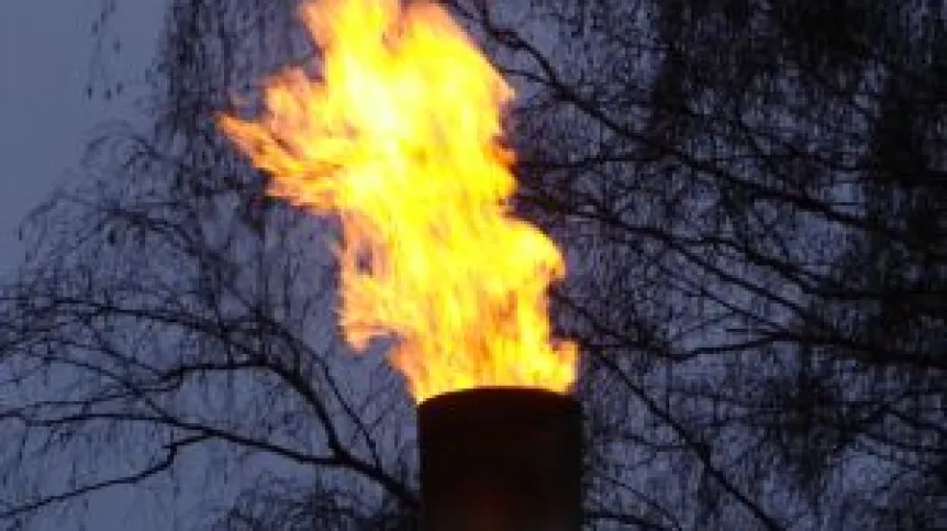Pochodnia - spalanie gazu z podziemnego zgazowania. Źródło: GIG