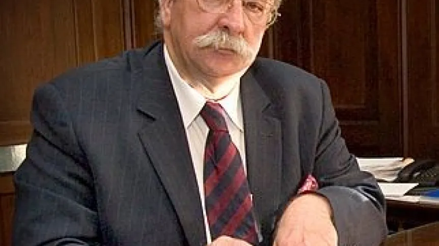 prof. Tadeusz Luty