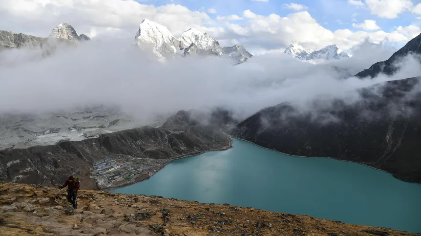 Gokyo, Nepal, 04.11.2018. Projekt Polskie Himalaje 2018. PAP/Bartłomiej Zborowski