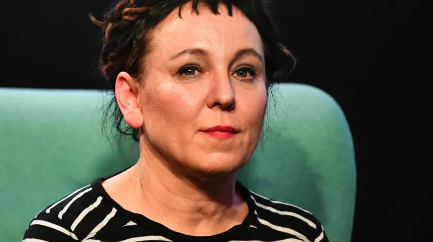 Warszawa, 13.01.2020. Laureatka Nagrody Nobla w dziedzinie literatury, pisarka Olga Tokarczuk, 13 bm. w Centrum Premier Czerska w Warszawie, podczas spotkania z czytelnikami. (al/awol) PAP/Andrzej Lange