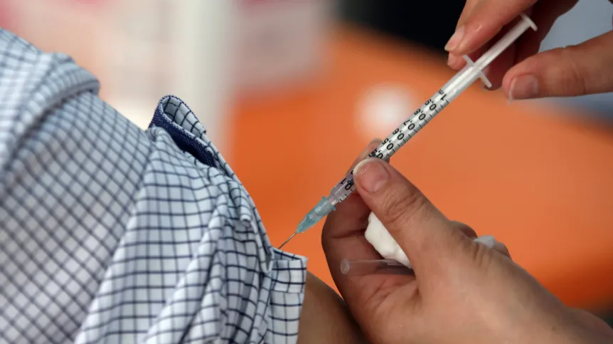 Fot.  EPA/MOHAMED MESSARA  3.05.2021