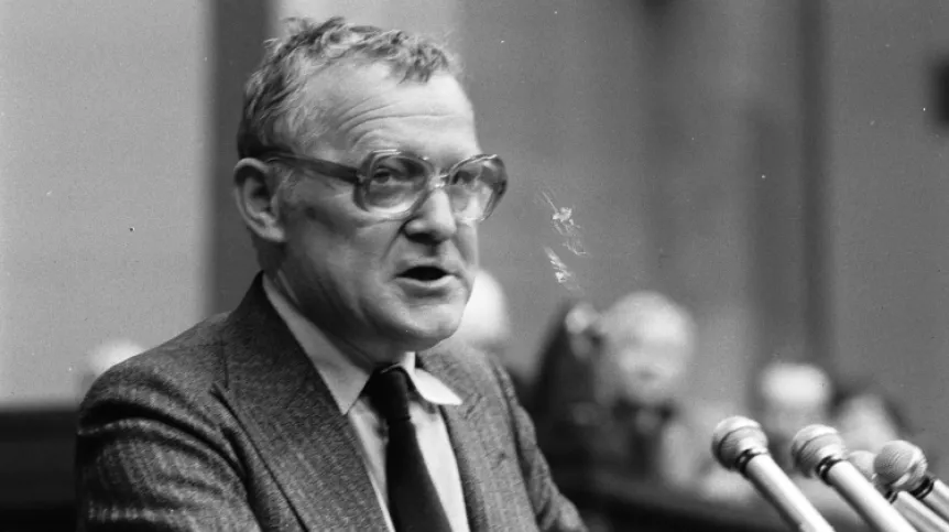 Warszawa, 5.09.1980 r. Przemawiający Mieczysław Rakowski. Fot. PAP/CAF/M. Langda