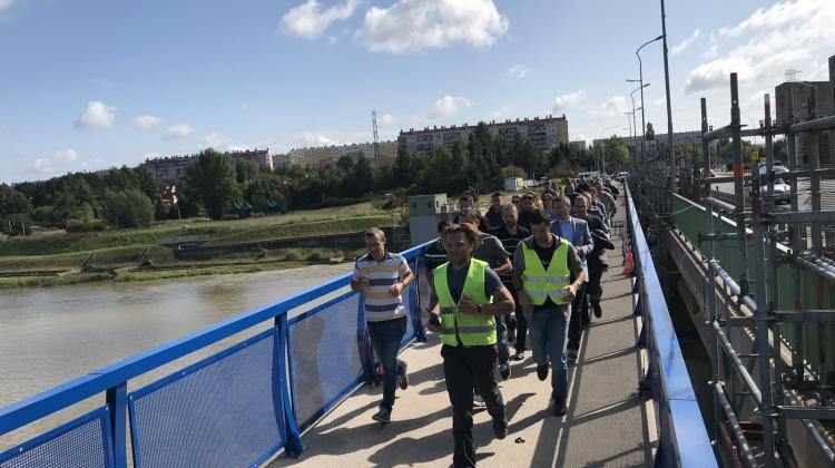 Próba dynamiczna na kładce przy Moście Karpackim w Rzeszowie; fot. dr inż. Maciej Kulpa 