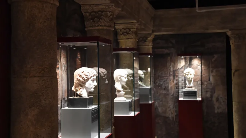 Kraków, 04.10.2019. Wystawa „Pompeje. Życie i śmierć w cieniu Wezuwiusza” w Muzeum Archeologicznym w Krakowie. Fot. PAP/Jacek Bednarczyk