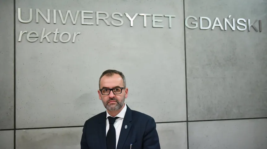 23.11.2020. Profesor Piotr Stepnowski, rektor Uniwersytetu Gdańskiego. PAP/Adam Warżawa