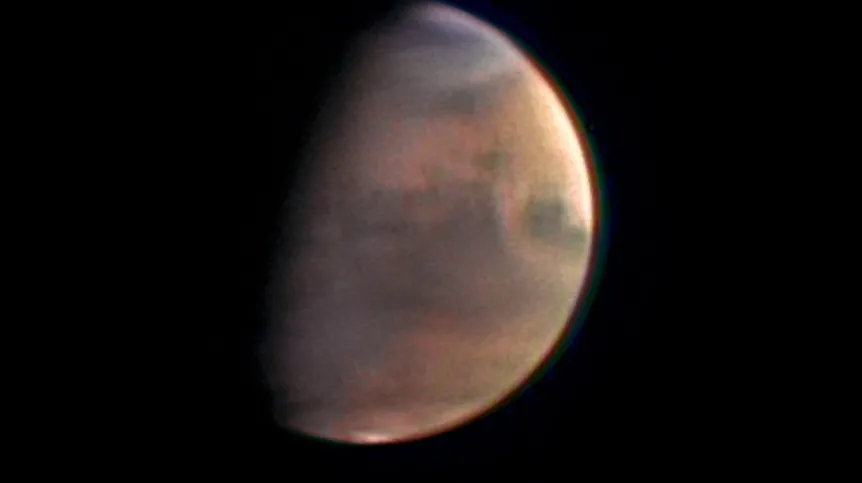 Mars, 03.12.03. Mars sfotografowany z satelity Mars Express  Europejskiej Agencji Kosmicznej (ESA), z odległości 5,5 miliona kilometrów. Fot. PAP/EPA (ESA)